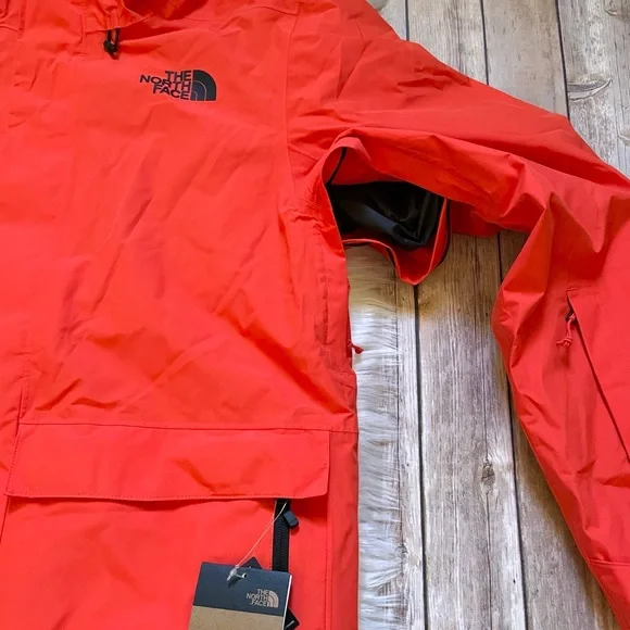 The North Face Men’s Clement TriClimate 3 In 1 Jacket In Flare - Picture 7 of 14